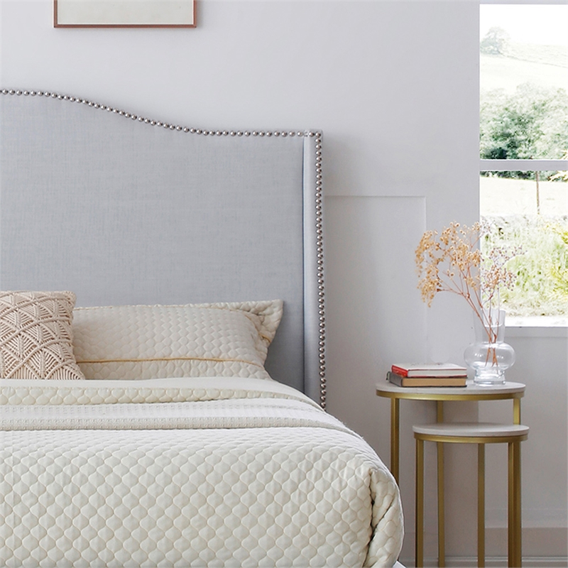 Hampton Linen Fabric Upholstered Full Platform Bed in Light Blue