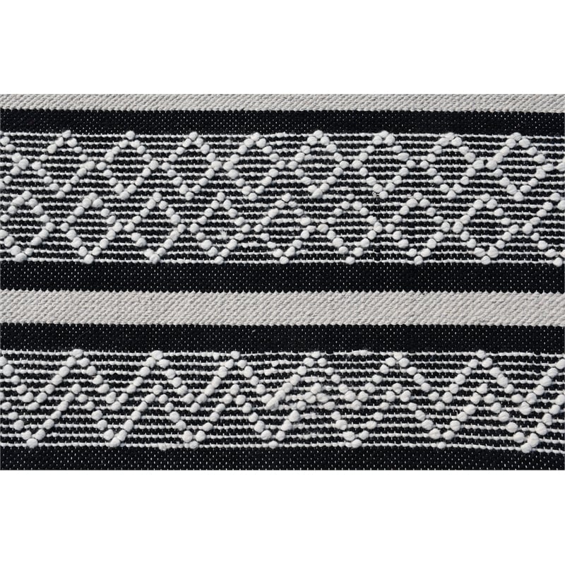 Taran Designs 8' x 10' Geometric Pattern Wool Area Rug in White/Black