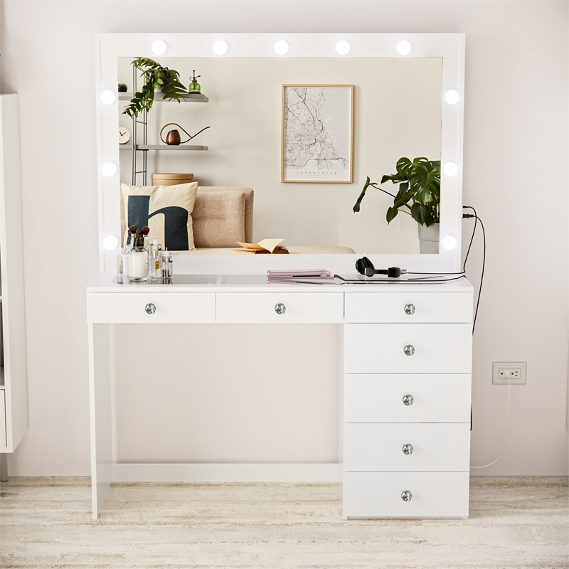 Boahaus Serena White Makeup Vanity (Crystal Knobs)