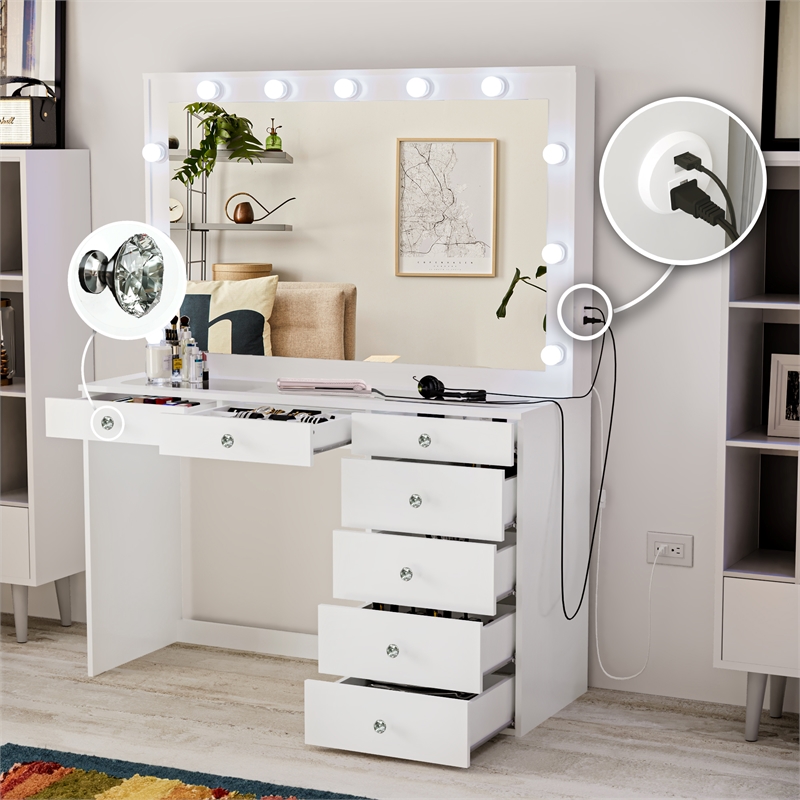 Boahaus Serena White Makeup Vanity (Crystal Knobs)
