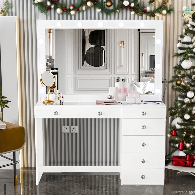 Boahaus Serena White Makeup Vanity (Crystal Knobs)