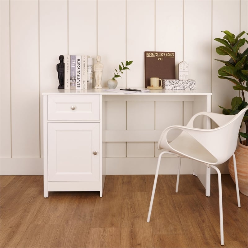 Boahaus Jeonju Modern White Computer Desk