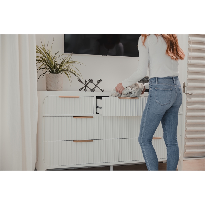 Finn & Louise Montauk 7-Drawer Solidwood Dresser in White