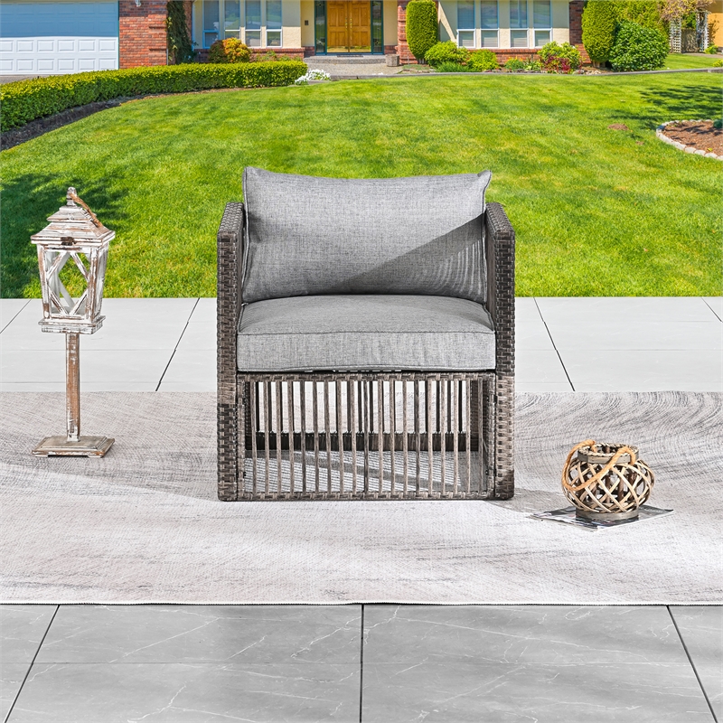 Patio Festival Traditional Wicker / Rattan Lounger Chair with Gray
