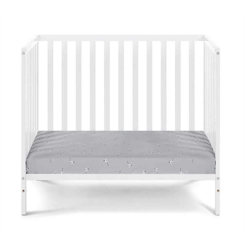Suite Bebe Palmer Contemporary Wood Mini Crib with Mattress Pad in White