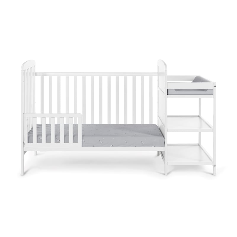 Suite Bebe Ramsey Traditional Wood Toddler Guard Rail in White