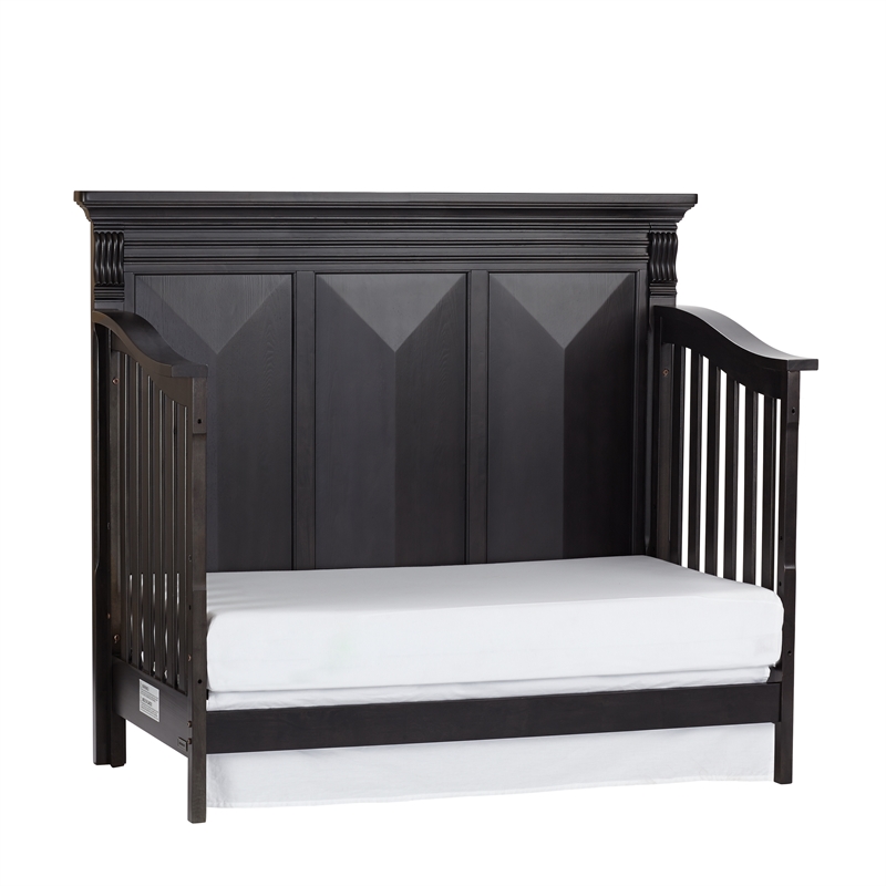 Kingsley Sedona Traditional Wood Toddler Guard Rail in Bittersweet