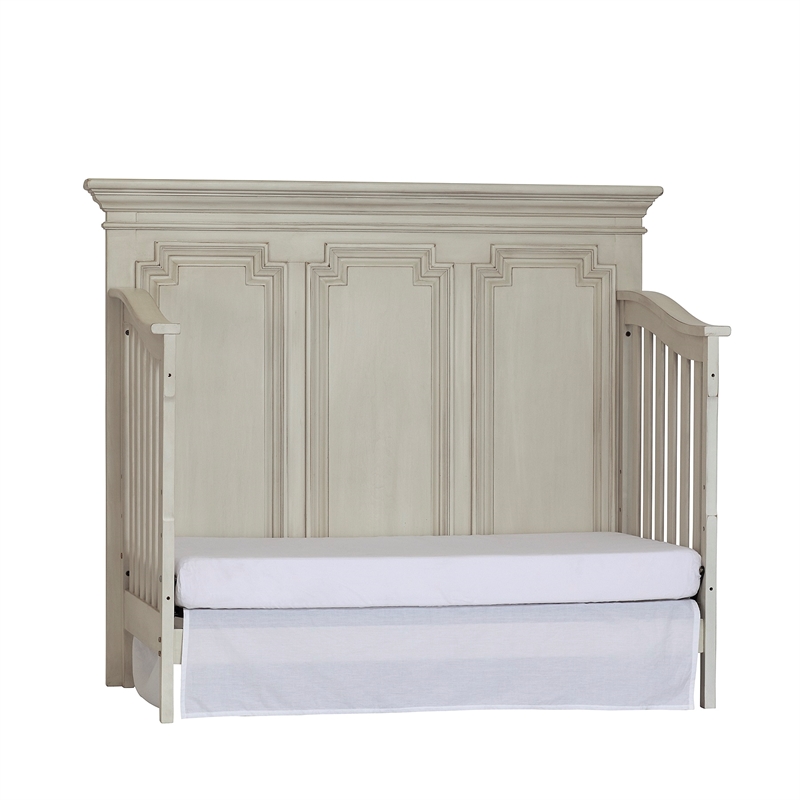Kingsley Amherst Traditional Wood Toddler Guard Rail in Antique White