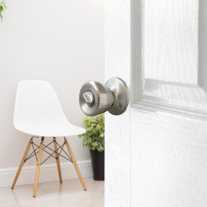 Terrace Privacy Bed and Bath Silver Brass Door Knob in Satin Nickel