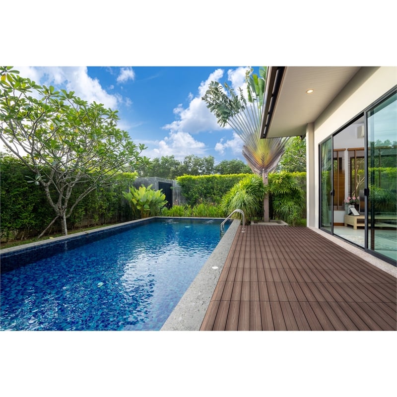 Square Deck Wood Tiles in Brown Canyon 6 Pack