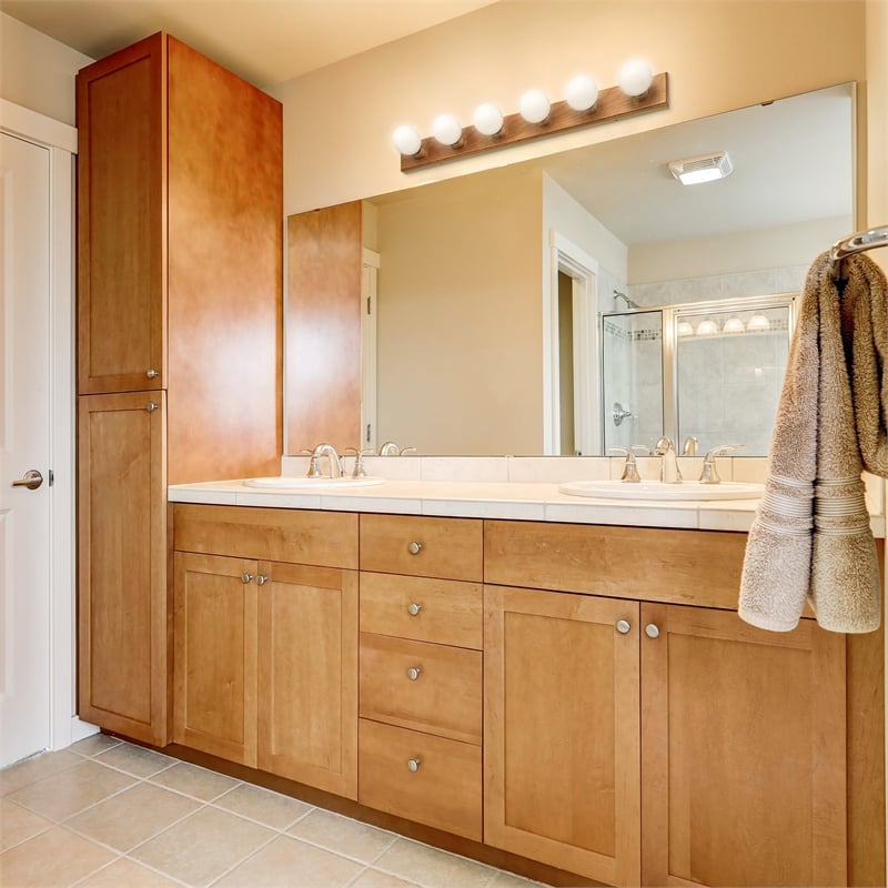 Design House 6-Light Vanity Light in Honey Oak