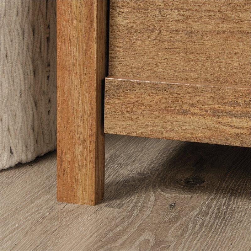 Sauder Cannery Bridge Engineered Wood 4-Drawer Chest in Sindoori Mango/Natural