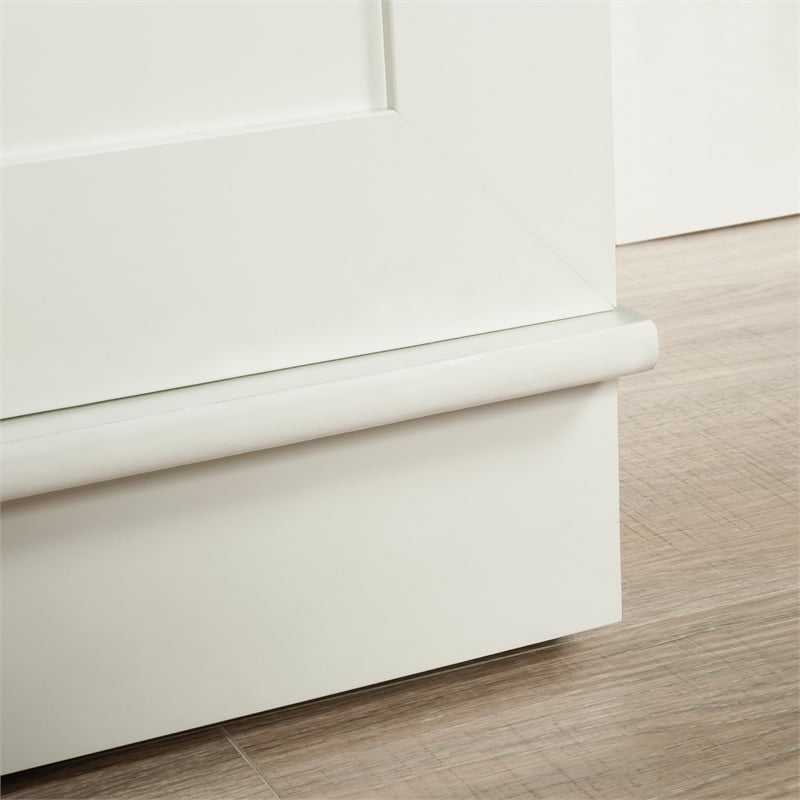 Homeplus Base Cabinet in a Glacier White finish