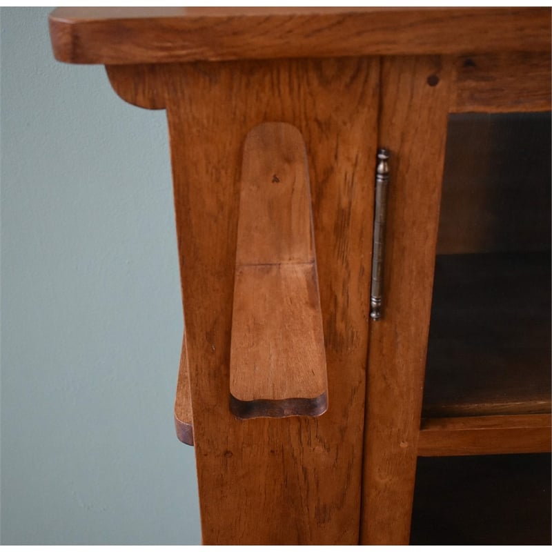 Crafters and Weavers Arts and Crafts Wood 2-Door Bookcase in Cherry