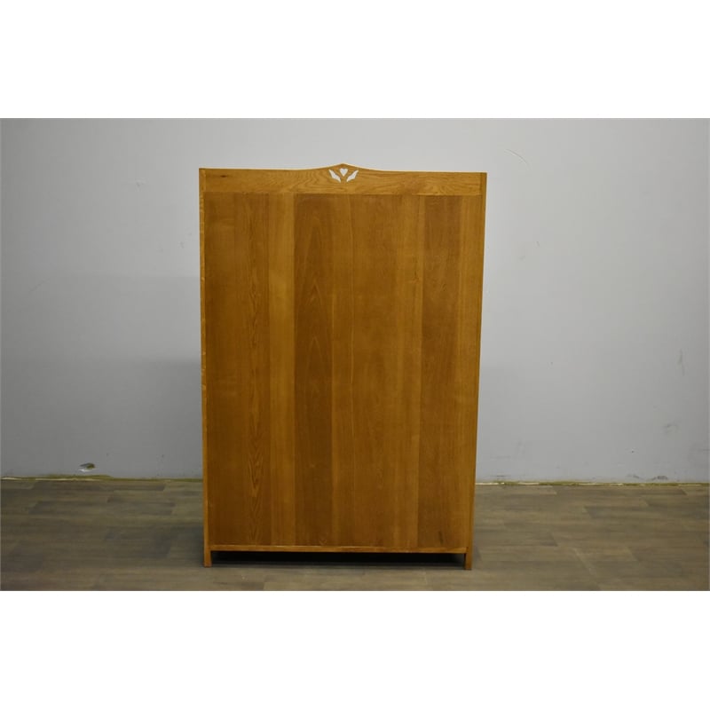 Crafters and Weavers Arts and Crafts Wood Curio Cabinet in Light Cherry