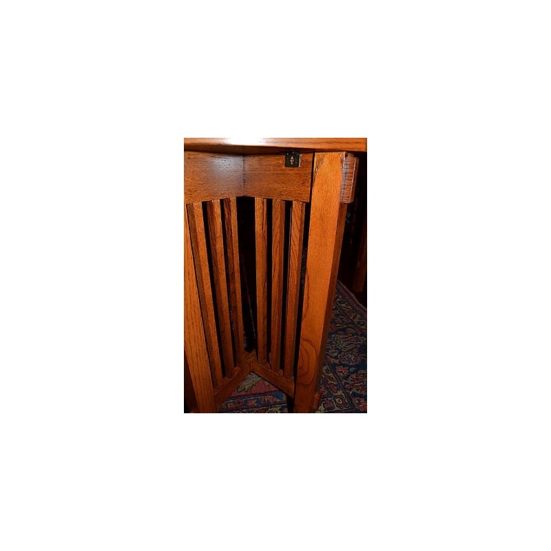Crafters and Weavers Mission Spindle Side Table / Plant Stand in Walnut