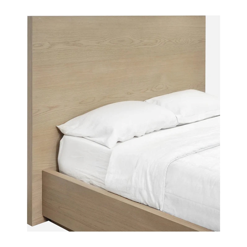 Crafters and Weavers Seabourne Modern Platform King Bedroom set in Bisque