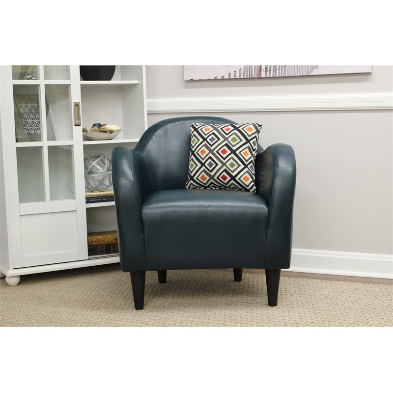 Fox Hill Trading Big Max Charleston Faux Leather Club Chair in Black