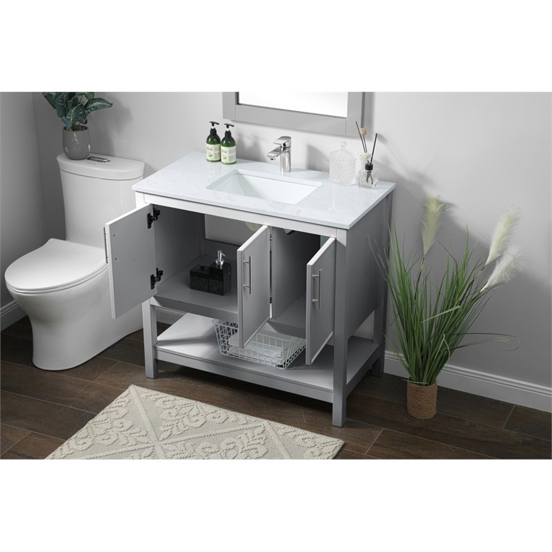 Elegant Kitchen and Bath Everett 36