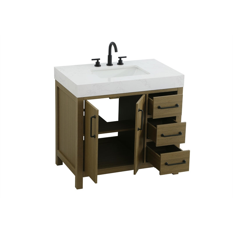 Elegant Kitchen and Bath 36