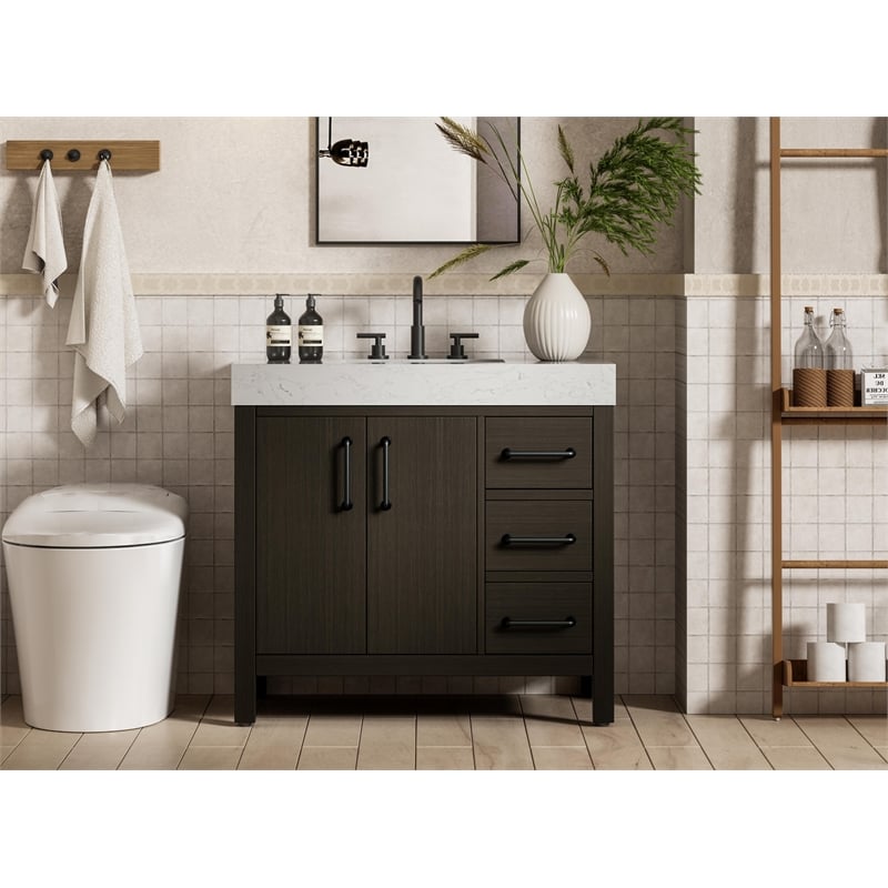 Elegant Kitchen and Bath 36
