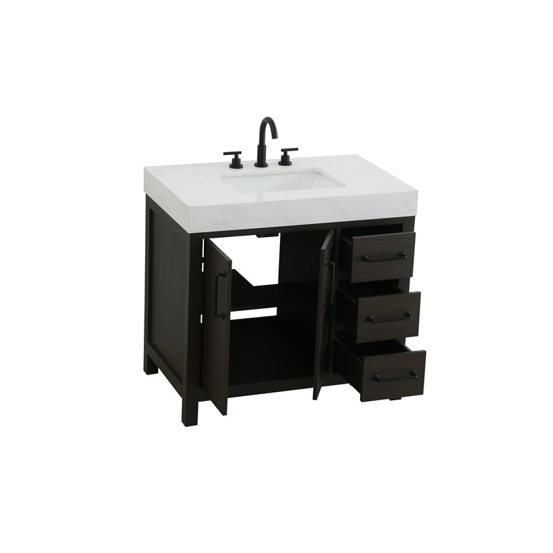 Elegant Kitchen and Bath 36