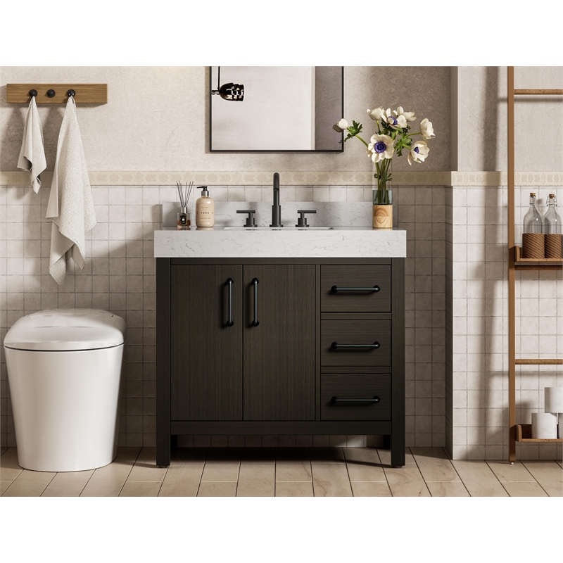 Elegant Kitchen and Bath 36