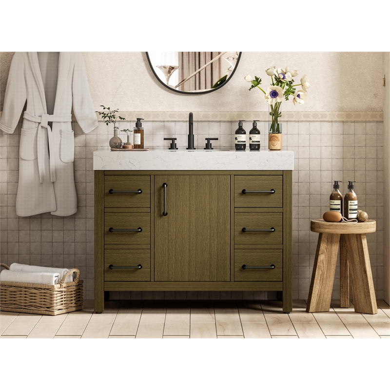 Elegant Kitchen and Bath 42