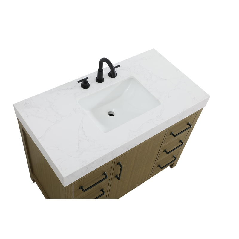 Elegant Kitchen and Bath 42