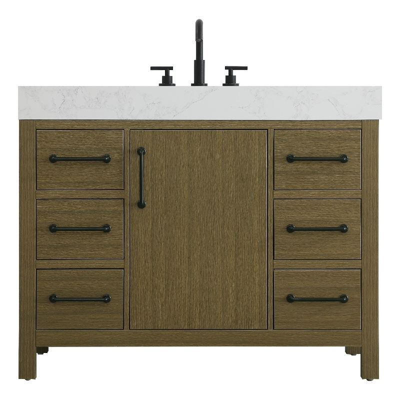 Elegant Kitchen and Bath 42