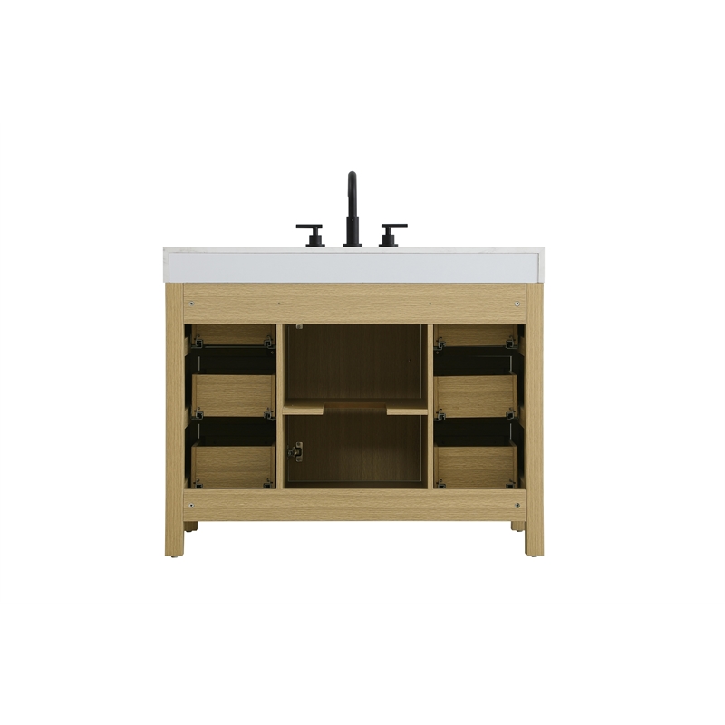 Elegant Kitchen and Bath 42