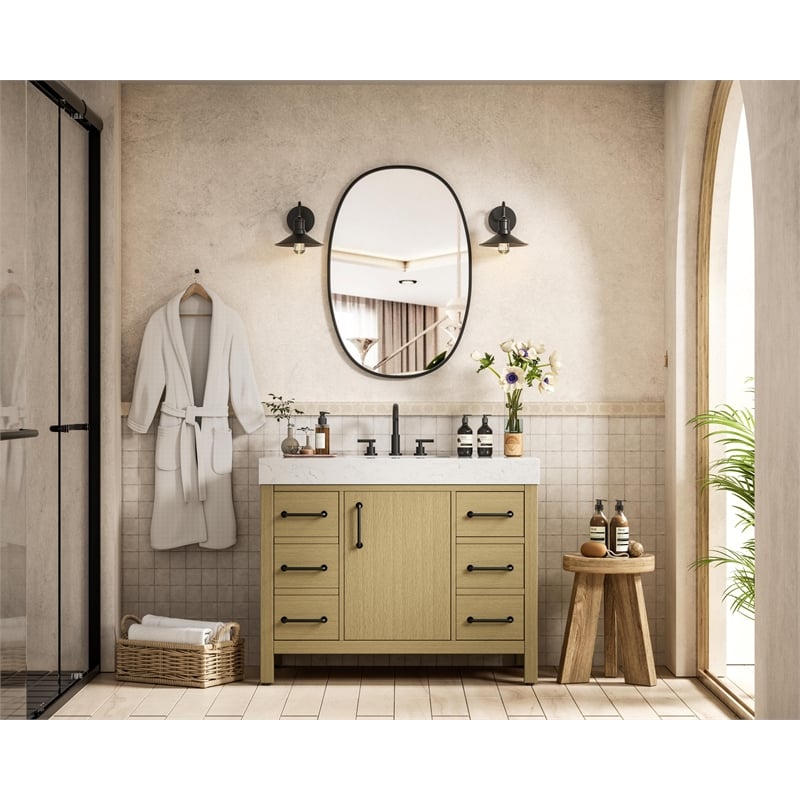 Elegant Kitchen and Bath 42