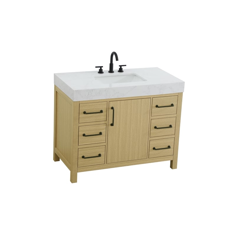 Elegant Kitchen and Bath 42