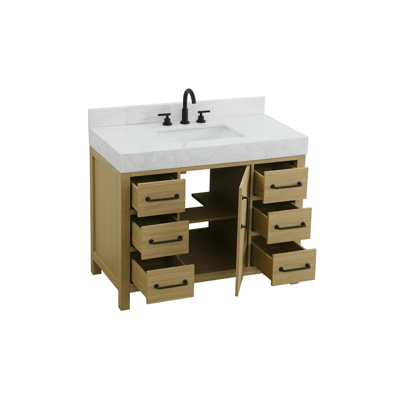 Elegant Kitchen and Bath 42