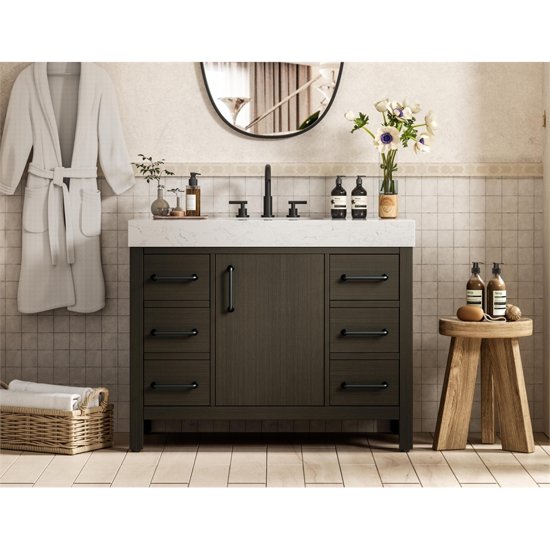 Elegant Kitchen and Bath 42