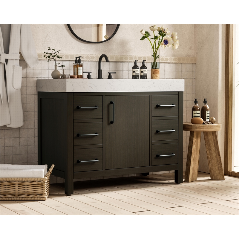 Elegant Kitchen and Bath 42