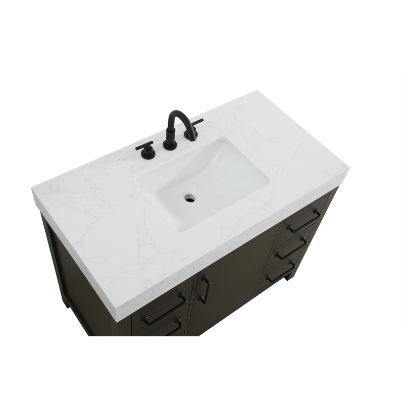 Elegant Kitchen and Bath 42