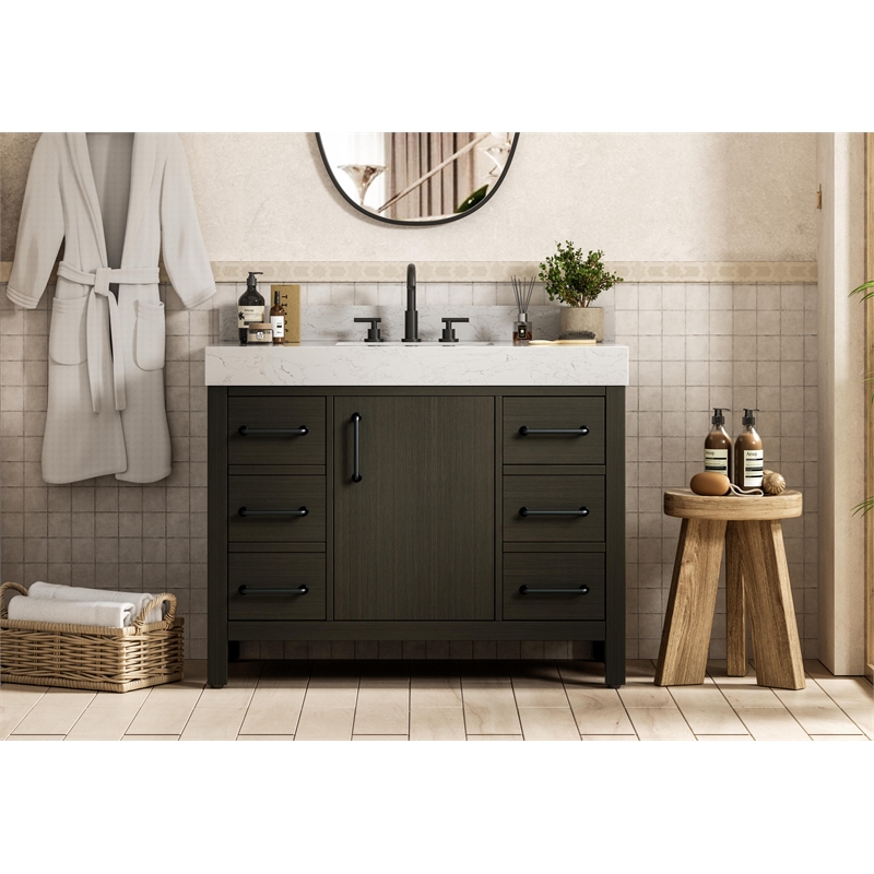 Elegant Kitchen and Bath 42
