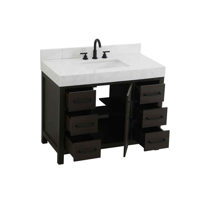 Elegant Kitchen and Bath 42
