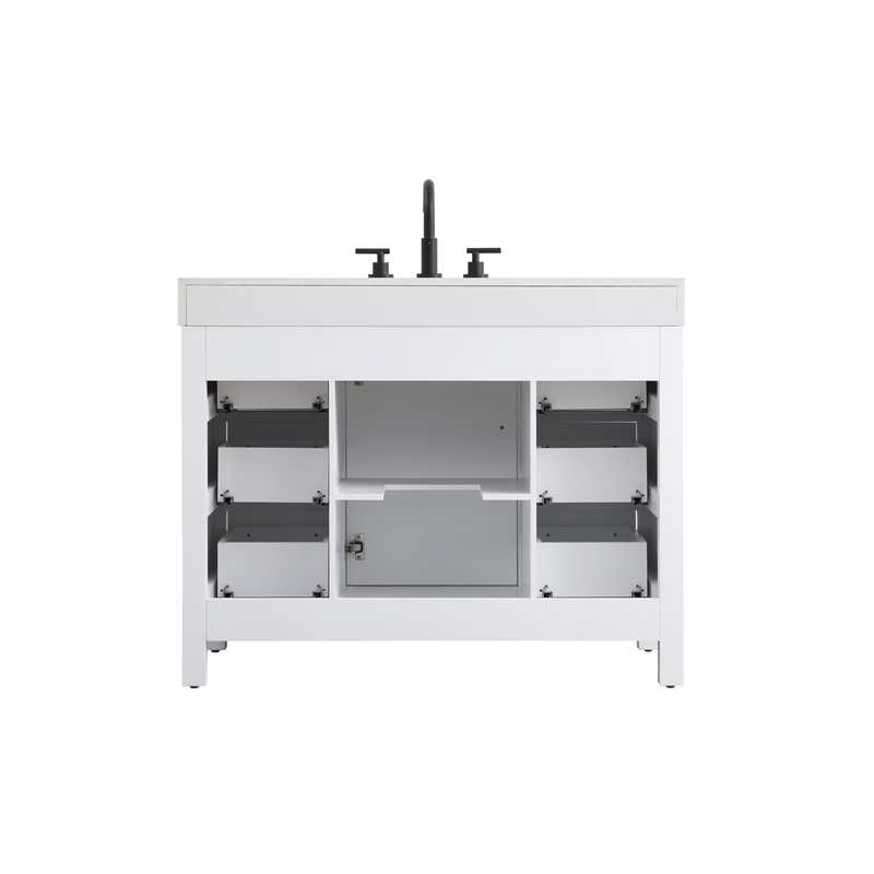 Elegant Kitchen and Bath 42