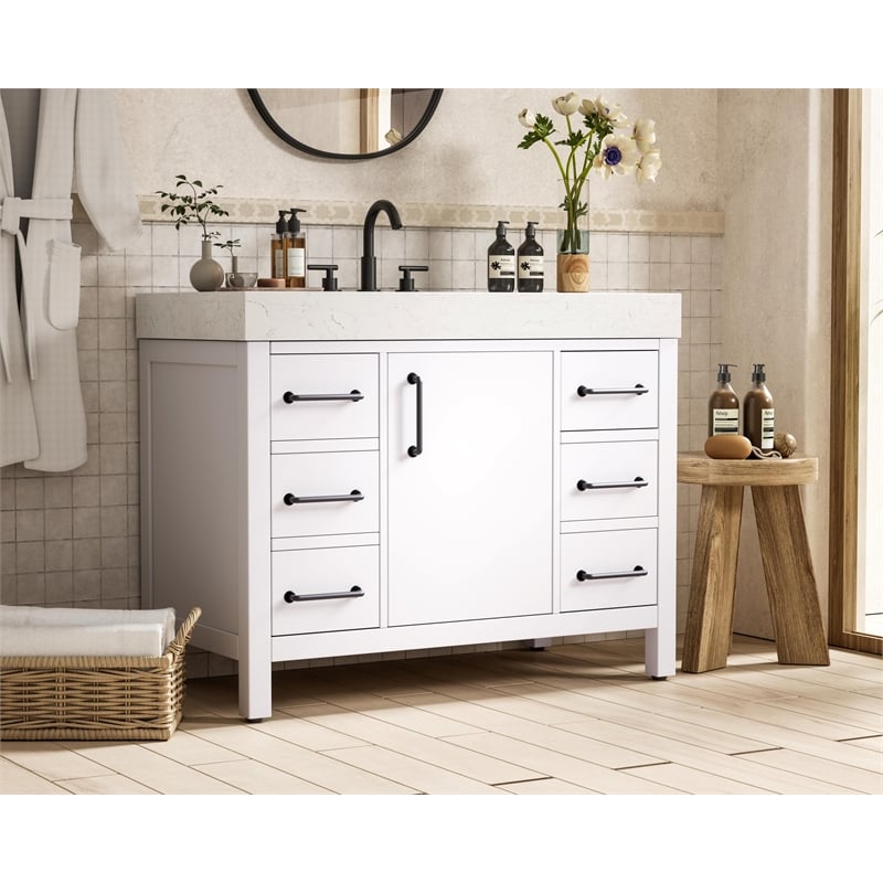 Elegant Kitchen and Bath 42