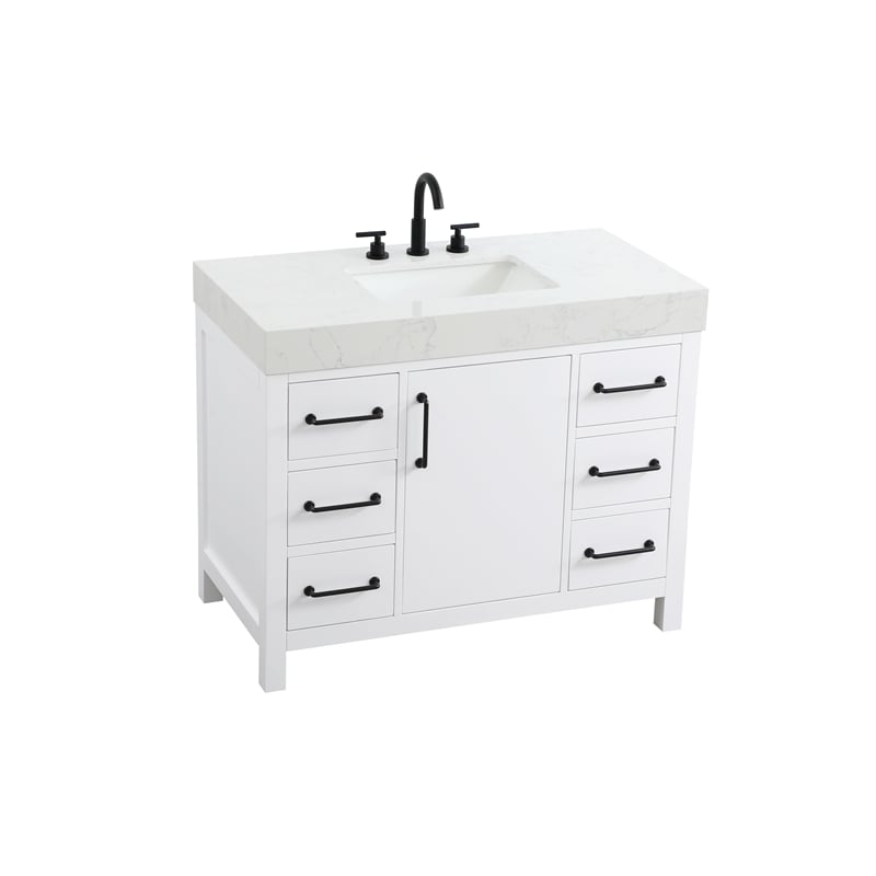 Elegant Kitchen and Bath 42