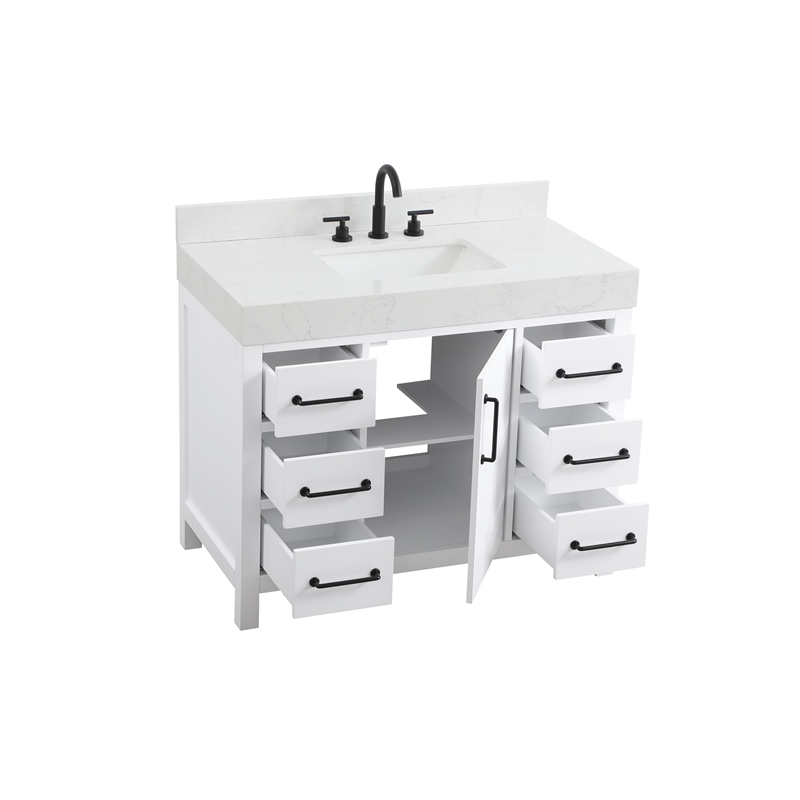 Elegant Kitchen and Bath 42