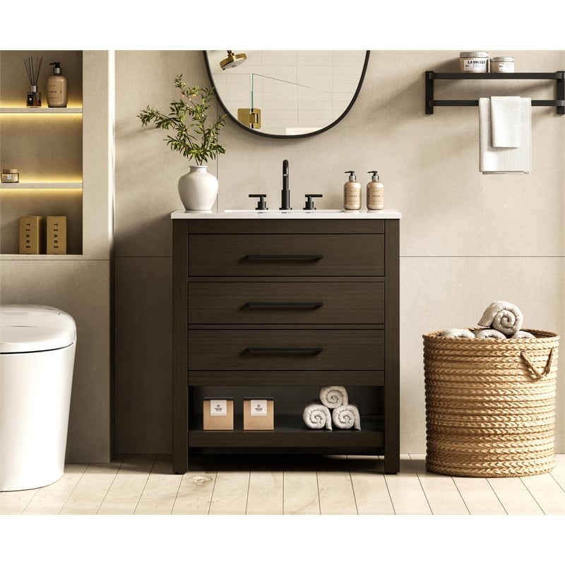 Elegant Kitchen and Bath 30