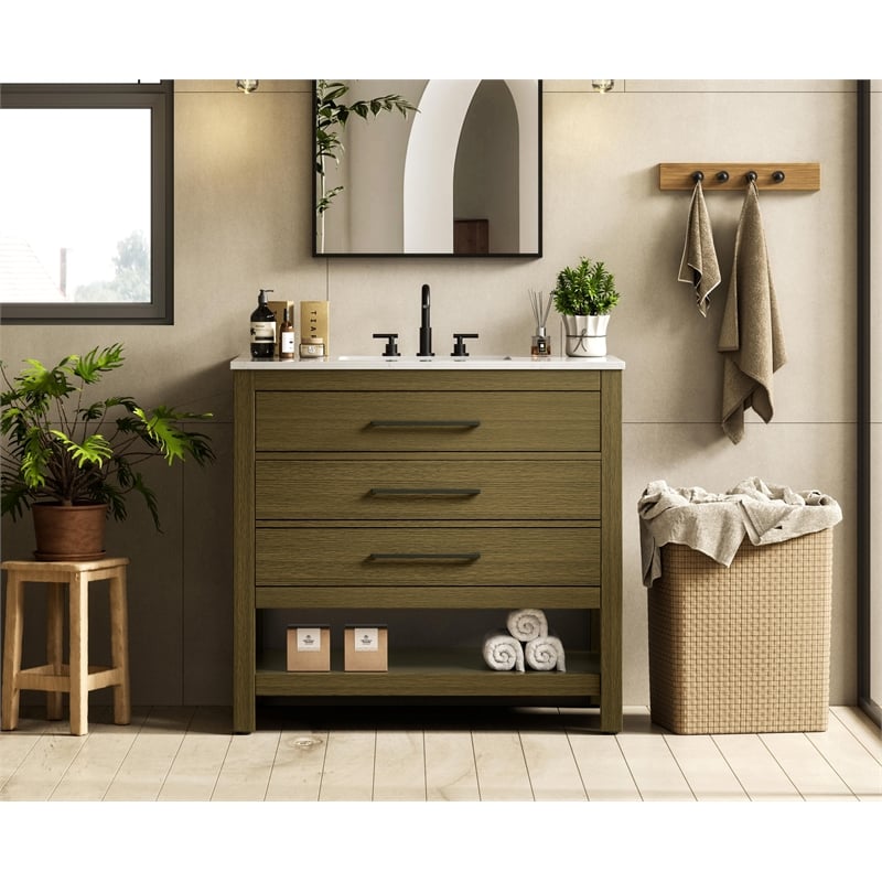 Elegant Kitchen and Bath 36