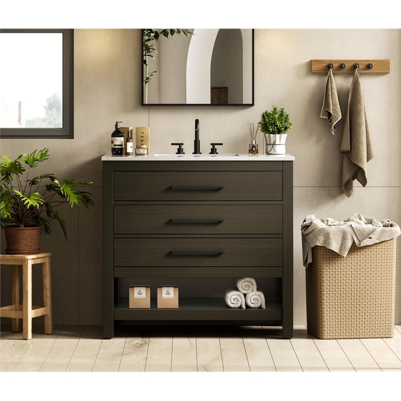 Elegant Kitchen and Bath 36