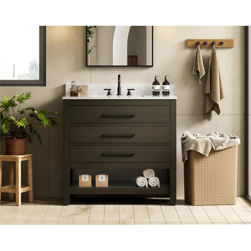 Elegant Kitchen and Bath 36