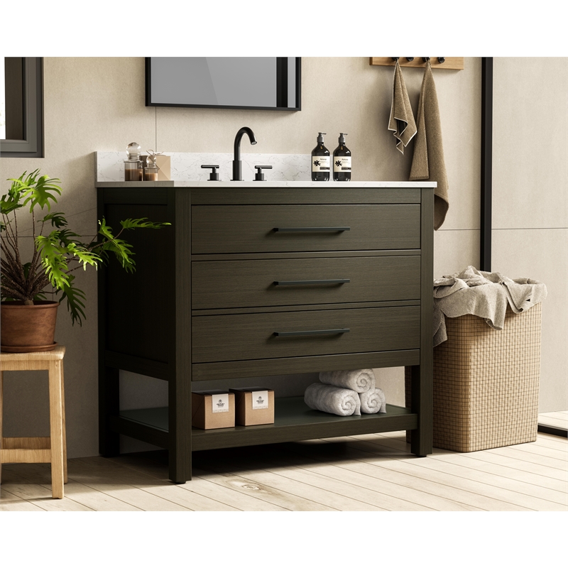 Elegant Kitchen and Bath 36