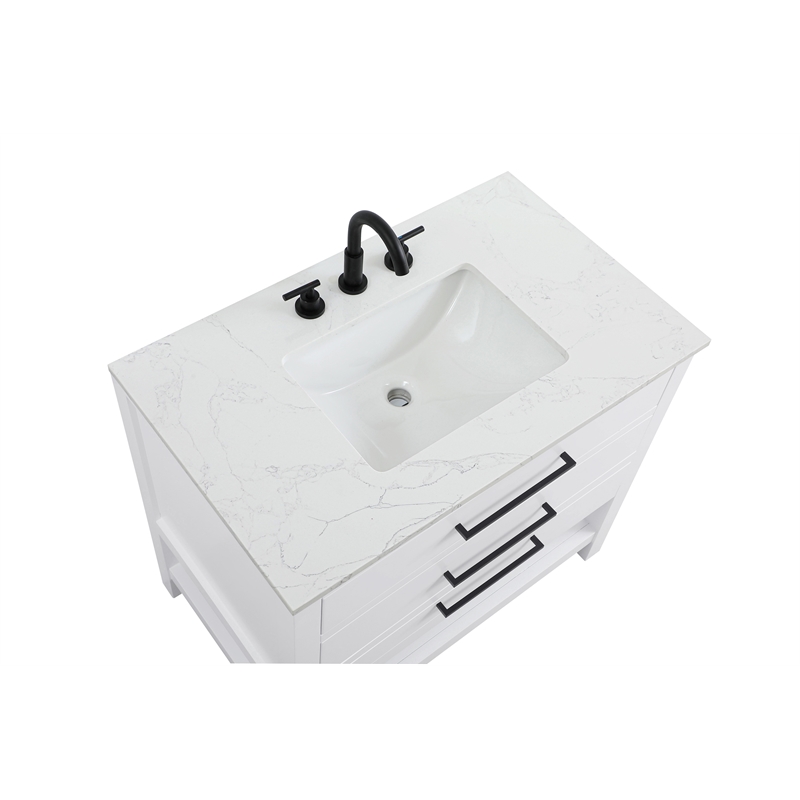 Elegant Kitchen and Bath 36