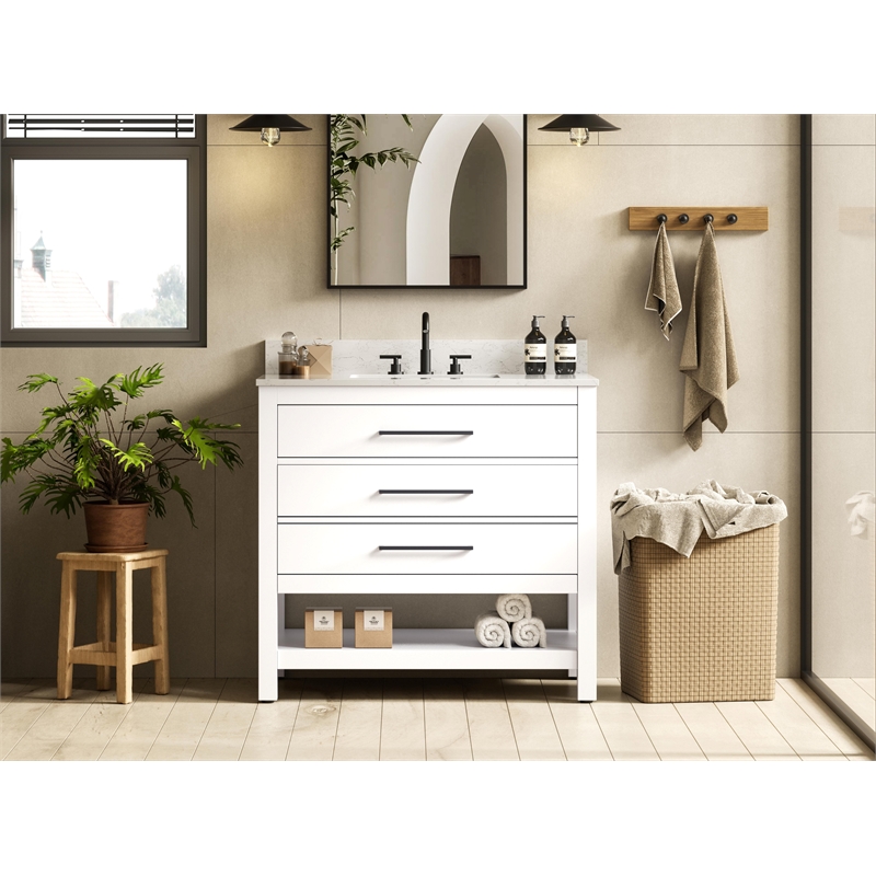 Elegant Kitchen and Bath 36